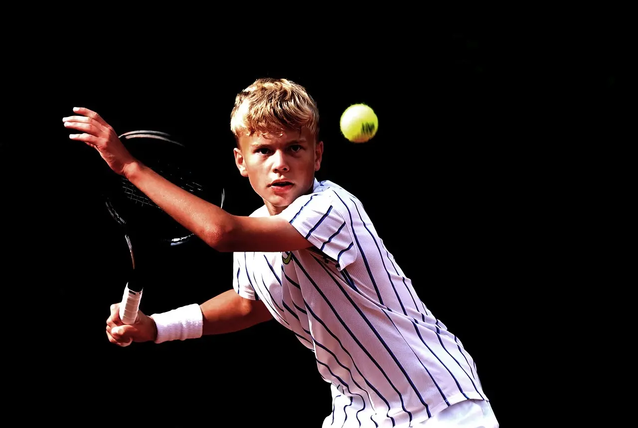 Tennisspiller i aktion